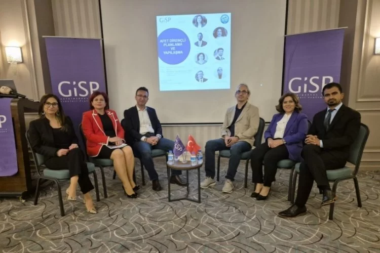 Bursa'da Afet Dirençli Planlama ve Yapılaşma Paneli gerçekleştiriliyor