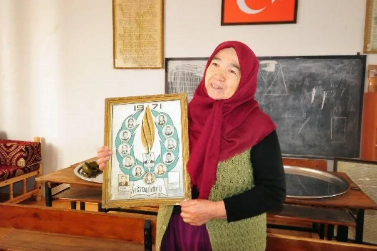 Bursa'da Atatürk'ün kurduğu okulda önce öğrenci, şimdi iş kadını oldular!