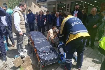 Bursa'da bir adam çocuklara çarpmamak için manevra yaptı! Dubaya çarpıp yaralandı