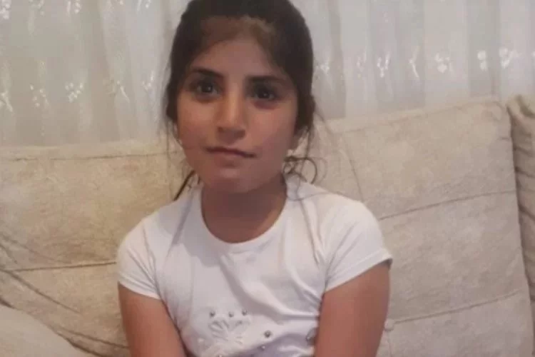 Bursa'da kayıp alarmı! 12 yaşındaki Derya her yerde aranıyor