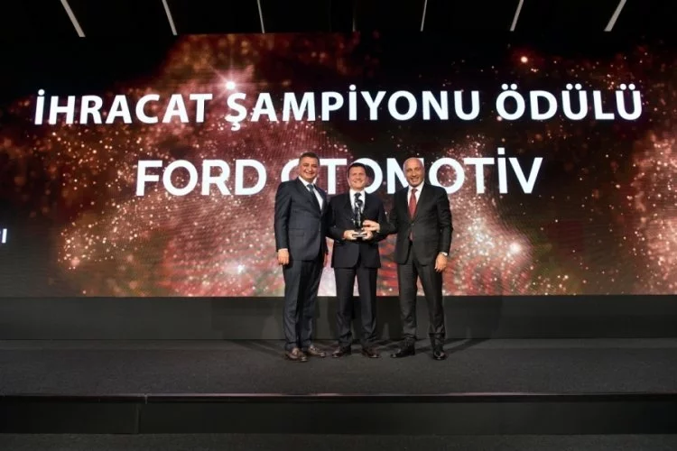 Bursa'da otomotivde ihracatın şampiyonları ödüllendirildi