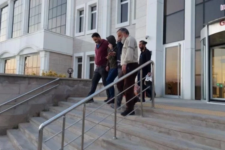 Bursa'da uyuşturucu operasyonu: 2 kişi tutuklandı