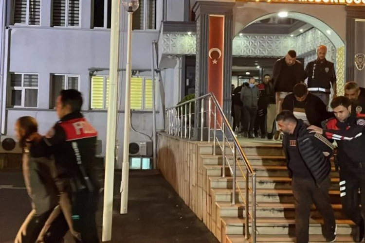 Bursa merkezli fuhuş operasyonunda 12 şüpheli gözaltına alındı