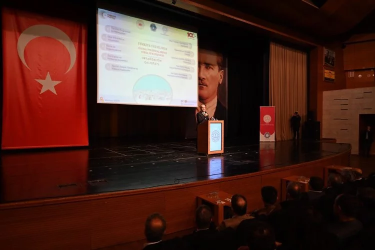 Bursa Ortaöğretim Çalıştayı Meb Bakan Yardımcısı Ömer Faruk Yelkenci’nin Katılımıyla Gerçekleştirildi