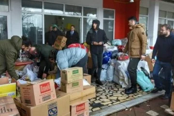 Bursa Yenişehir'den 8 tır yardım malzemesi yola çıktı