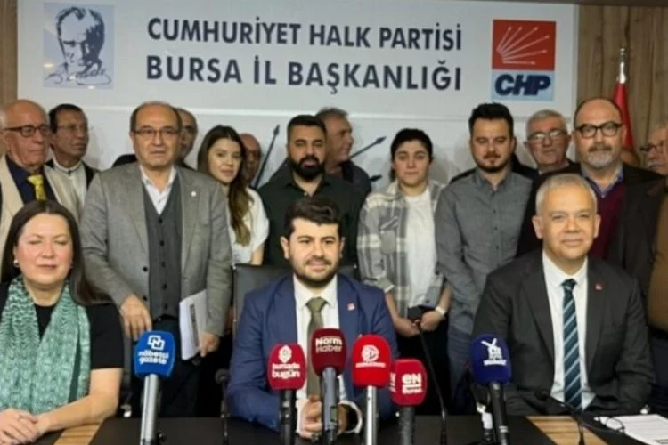 CHP Bursa'da Kayıhan Pala Aday adaylığını açıklıyor