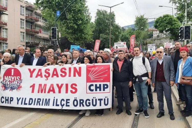 CHP Bursa Yıldırım İlçe örgütünden 1 Mayıs kutlamalarına yoğun katılım