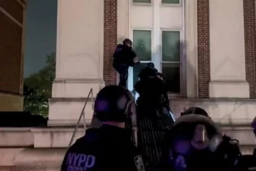 Columbia Üniversitesi'nde öğrencilere polis operasyonu