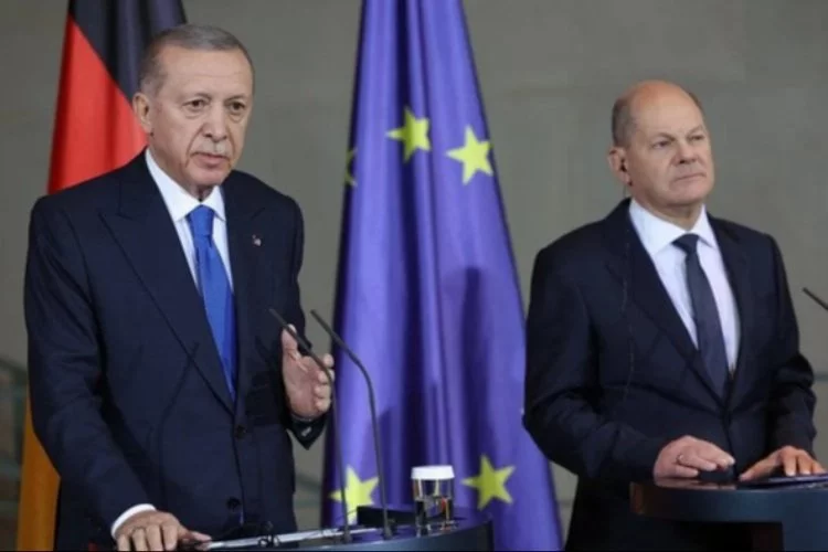 Cumhurbaşkanı Erdoğan'ın Almanya konuşması, CHP'yi rahatsız etti