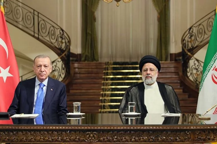 Cumhurbaşkanı Erdoğan ve İran Cumhurbaşkanı Reisi ortak basın toplantısı düzenledi