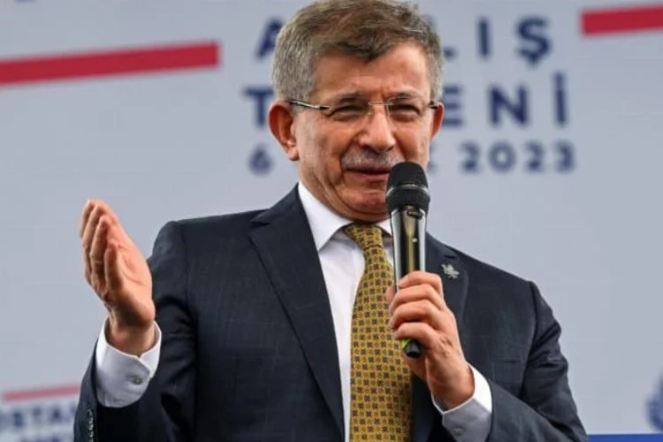 Davutoğlu: Türkler de Kürtçe öğrenmeli