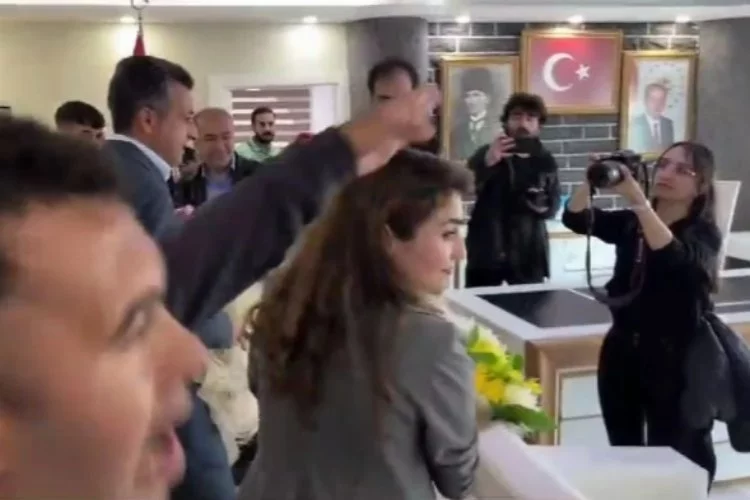 Diyarbakır'da Atatürk ve Erdoğan'a hakaret eden DEM Partili gözaltında