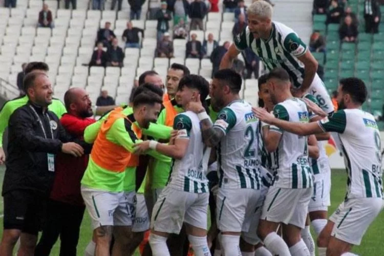Giresunspor, İstanbulspor'u 3 golle geçti