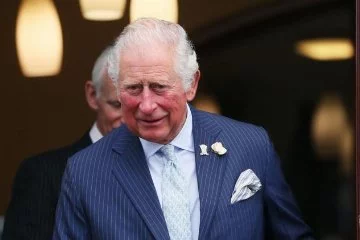 Kanser tedavisi gören İngiltere Kralı Charles, geri dönüyor