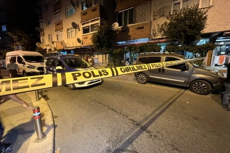 İstanbul'da iş yerinin önünde silahlı saldırı! 1 yaralı