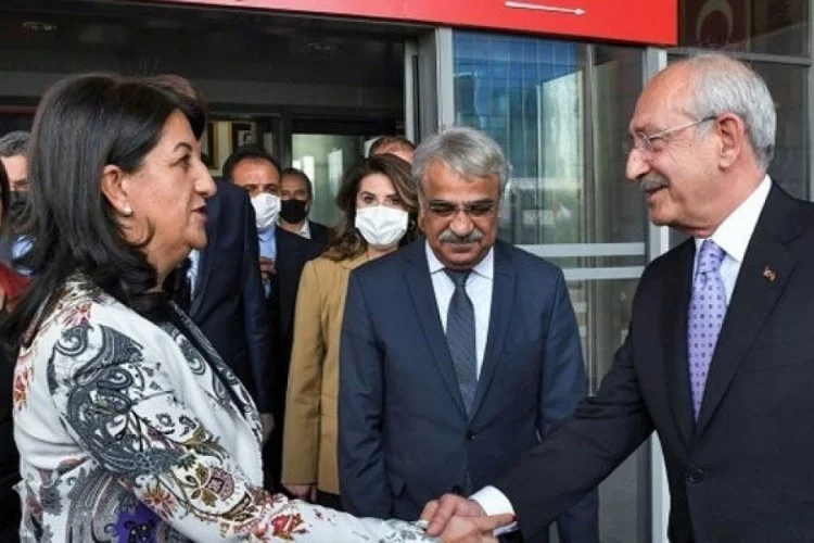 Kılıçdaroğlu'nun HDP ile görüşmesi başladı