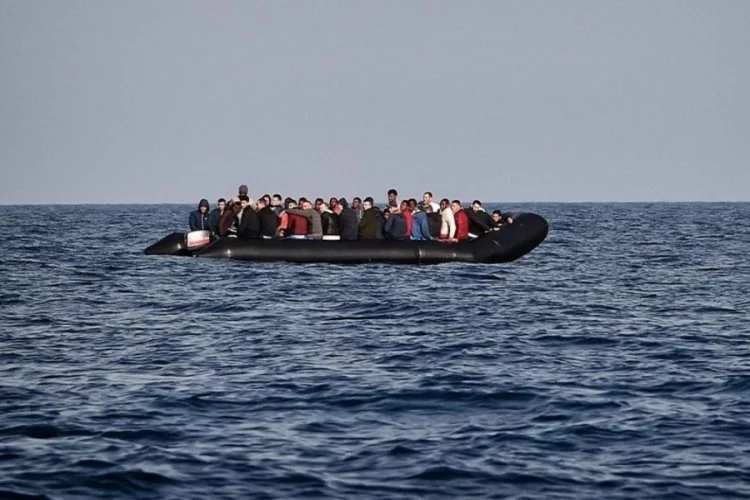 Madagaskar'da göçmen gemisi battı