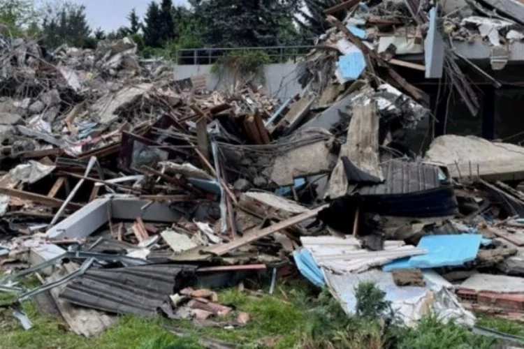 Münevver Karabulut'un vahşice katledildiği villa yıkıldı!