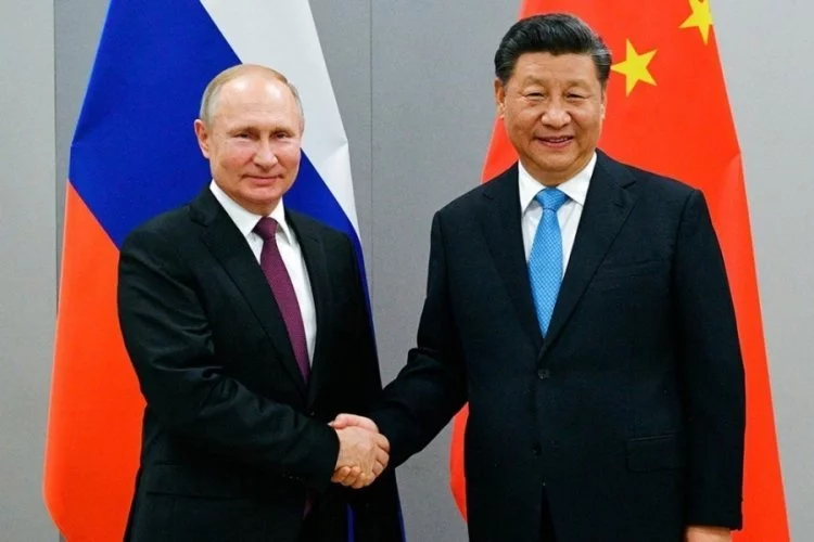 Putin, Çin Devlet Başkanı Şi ile Filistin'deki durumu görüştü