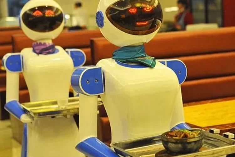 Robotlar garsonları işsiz bırakmaya başladı!