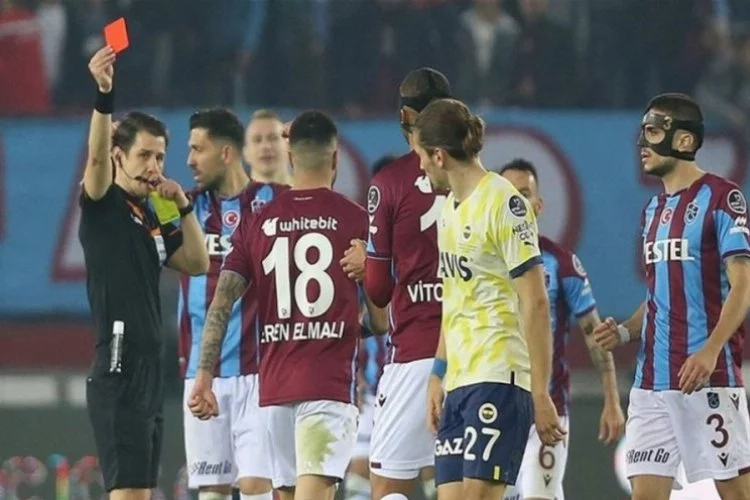 Süper Lig'de ilk yarıda en çok kırmızı kartı Fenerbahçe gördü