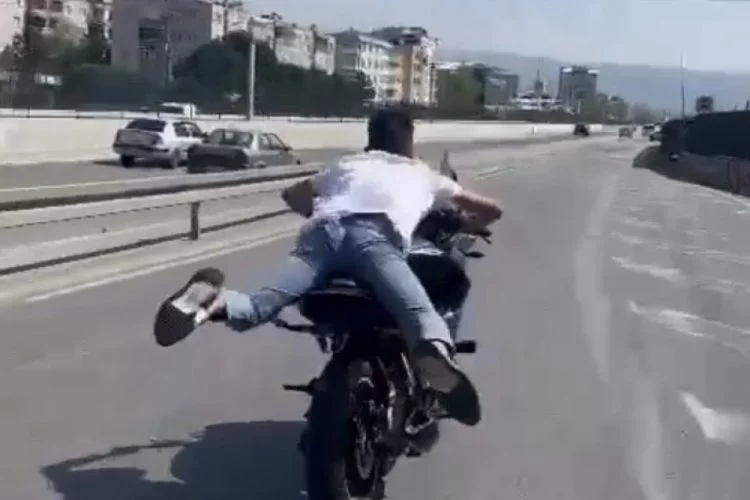 Tehlikeli motosiklet yolculuğu!
