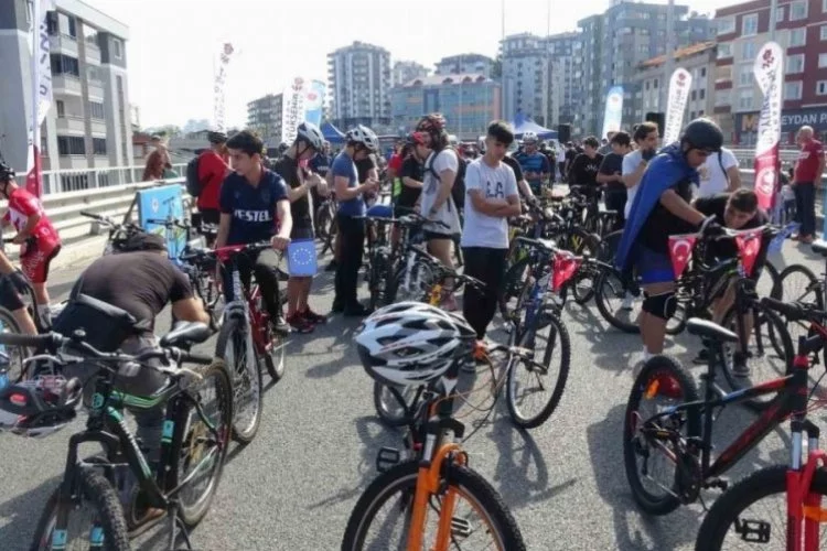 Trabzon'da 'Avrupa Hareketlilik Haftası' kapsamında bisiklet turu yapıldı
