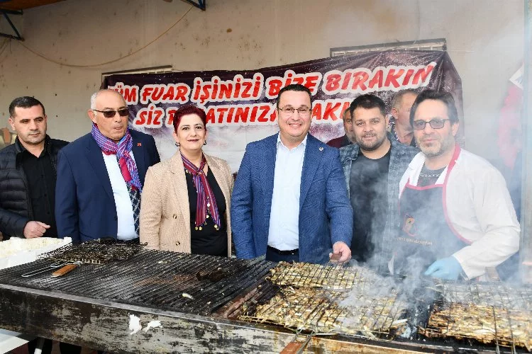 Trabzon hamsi festivaline yoğun ilgi! Bursalılar akın etti