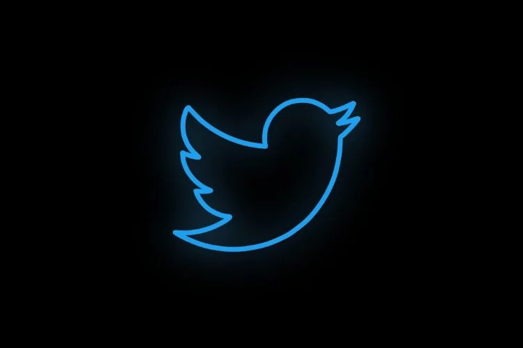 Twitter logosu 100 bin dolara satıldı