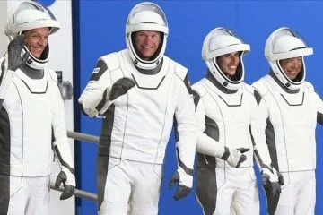 Uluslararası Uzay İstasyonu'ndaki 4 astronot Dünya'ya indi