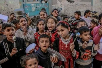 UNICEF Sözcüsü: Gazzeli çocuklar kabusun sona ermesi için öldürülmeyi umuyorlar