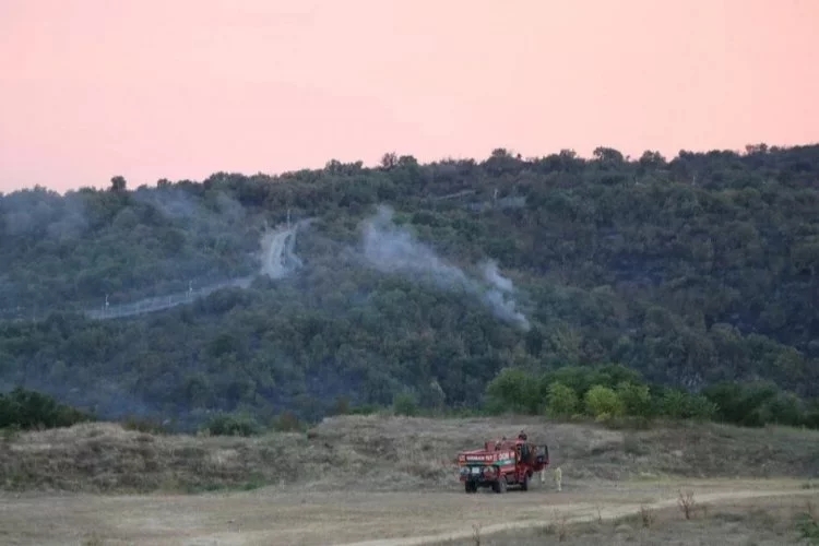 Yangın söndürme aracı, Bulgaristan sınırında tedbir amaçlı bekletiliyor